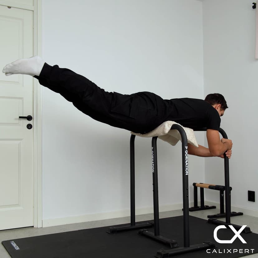 Hyperextension hold med böjda knän