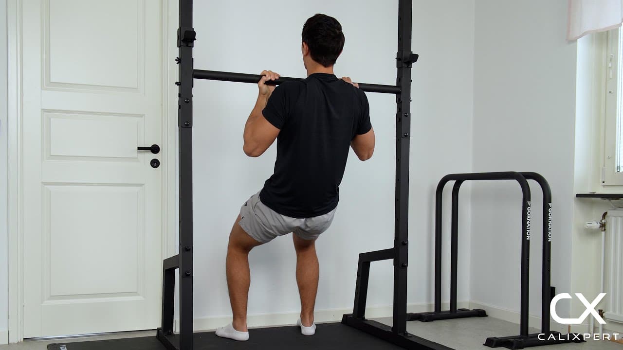 Sittande chin-up-håll